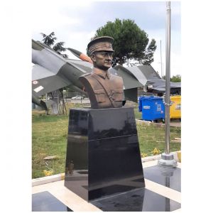 Hava Kuvvetleri Müzesi Atatürk Büstü