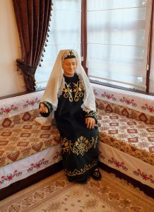 fiber heykel yapan kişiler