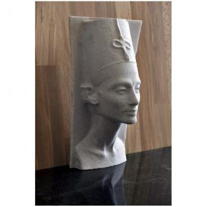 Nefertiti Rölyefi