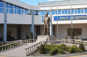 290 cm Kalpaklı Atatürk Heykeli( Ürün Kodu: 10290)